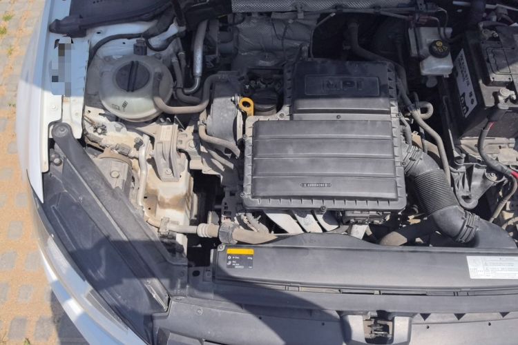 Used Volkswagen Golf 2016 1.6L Manual Fashion Edition Engine Bay Right