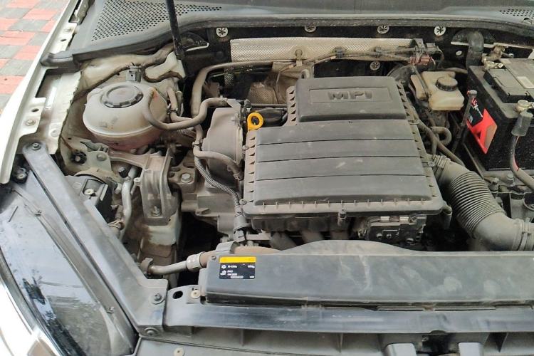Used Volkswagen Golf 2016 1.6L Automatic Comfort Model Engine Bay Right