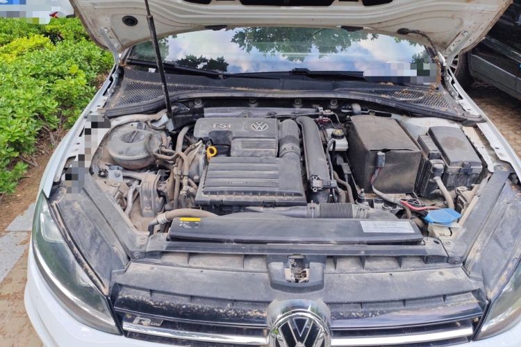 Used Volkswagen Golf 2016 1.4TSI Automatic R-Line Engine Bay Right