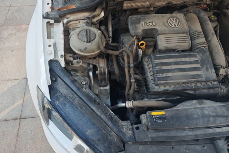 Used Volkswagen Golf 2016 230TSI Automatic Comfort Version Engine Bay Right