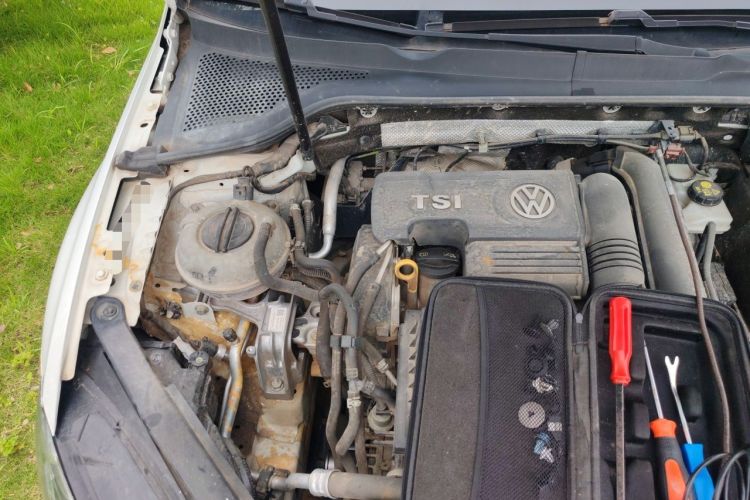 Used Volkswagen Golf 2016 1.4 TSI 25th Anniversary Edition Engine Bay Right