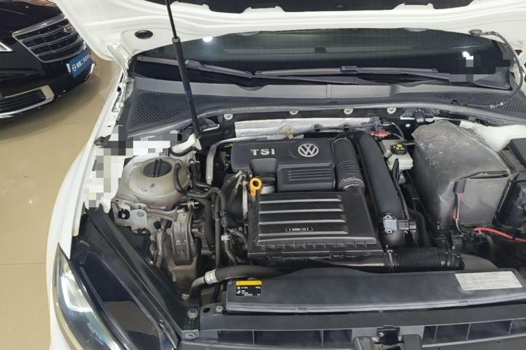 Used Volkswagen Golf 2016 1.4TSI Automatic R-Line Engine Bay Right