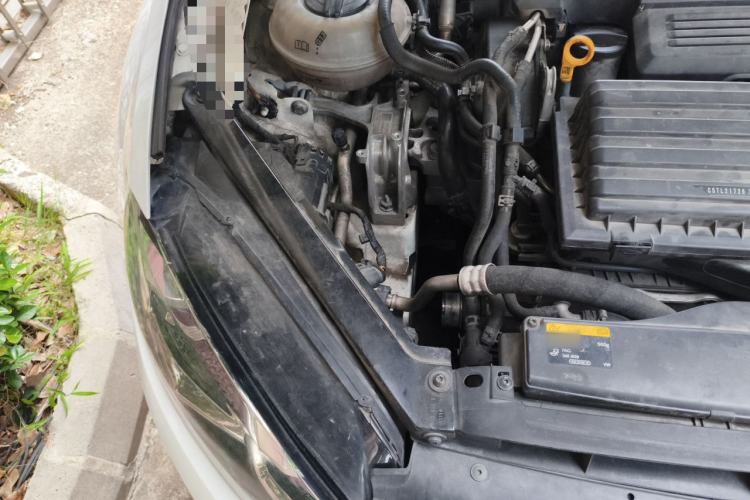 Used Volkswagen Golf 2016 230TSI Automatic Comfort Version Engine Bay Right
