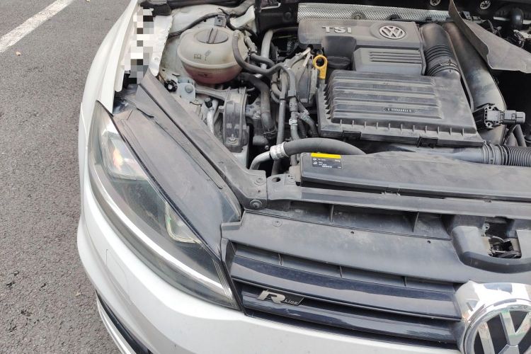 Used Volkswagen Golf 2016 1.4TSI Automatic R-Line Engine Bay Right