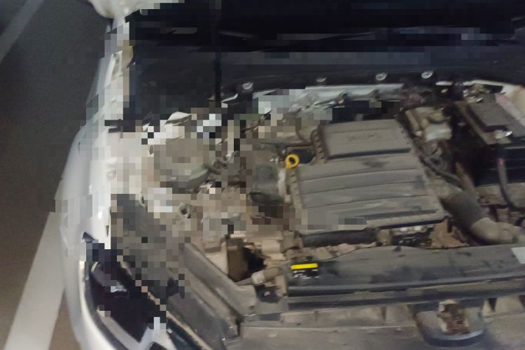 Used Volkswagen Golf 2016 1.6L Automatic Fashion Model Engine Bay Right
