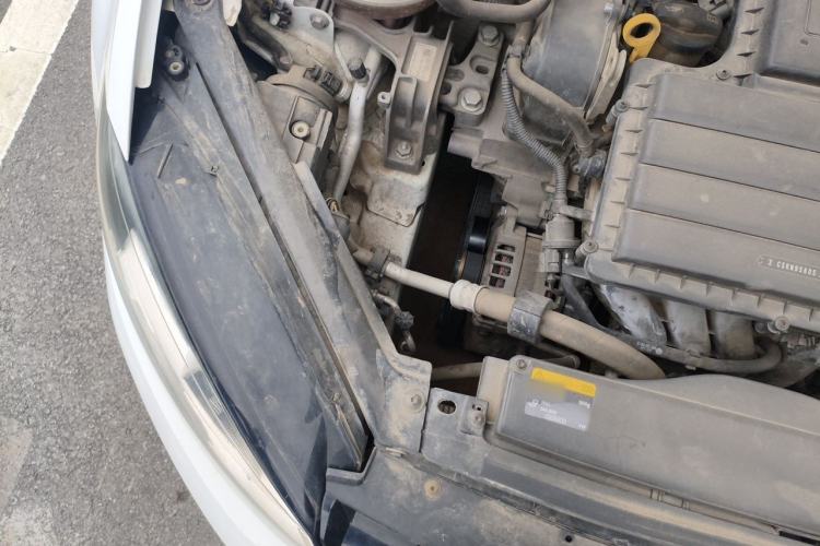 Used Volkswagen Golf 2016 1.6L Automatic Comfort Model Engine Bay Right