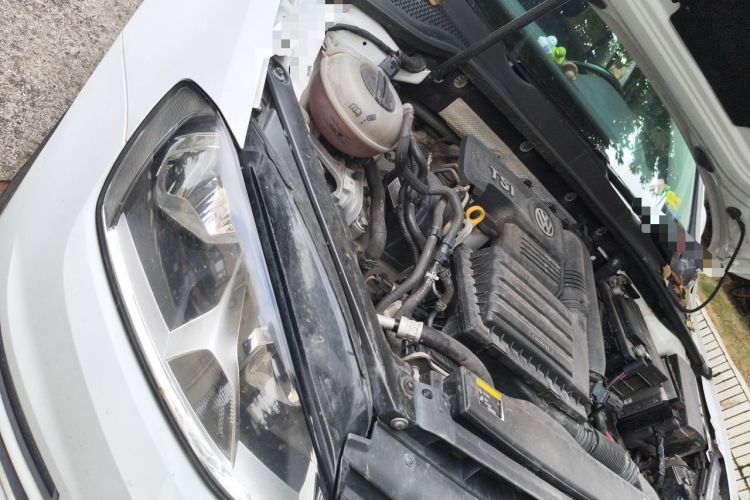 Used Volkswagen Golf 2016 230TSI Automatic Comfort Version Engine Bay Right