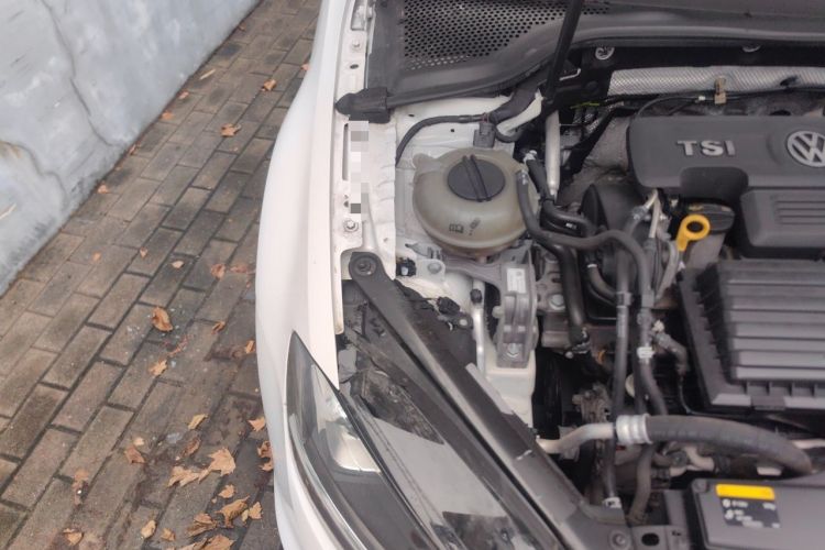 Used Volkswagen Golf 2016 1.4TSI Automatic R-Line Engine Bay Right