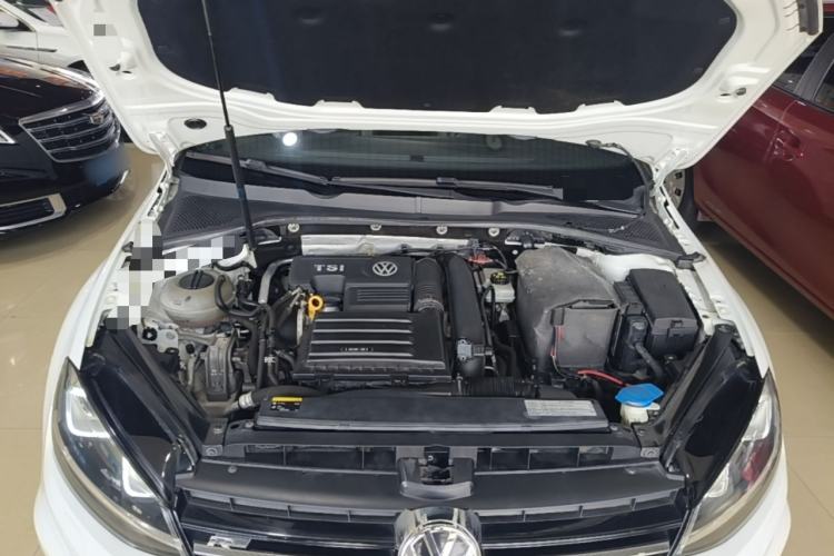 Used Volkswagen Golf 2016 1.4TSI Automatic R-Line Engine Bay