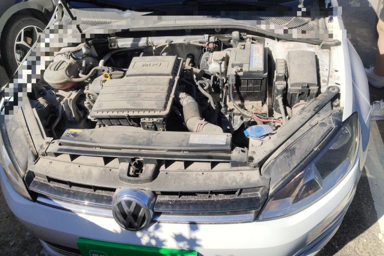 Used Volkswagen Golf 2016 1.6L Automatic Comfort Model Engine Bay