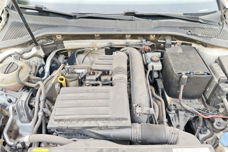 Used Volkswagen Golf 2016 230TSI Automatic Luxury Version Engine Bay