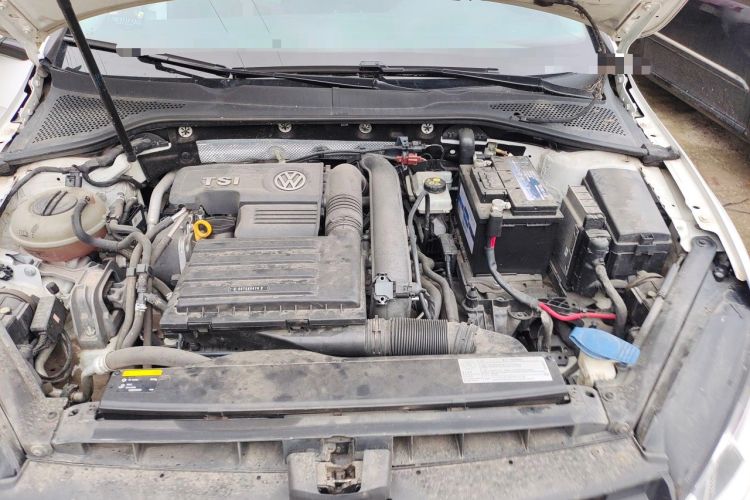 Used Volkswagen Golf 2016 230TSI Automatic Comfort Version Engine Bay