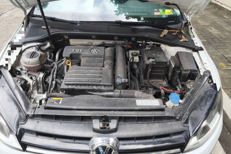 Used Volkswagen Golf 2016 230TSI Automatic Comfort Version Engine Bay