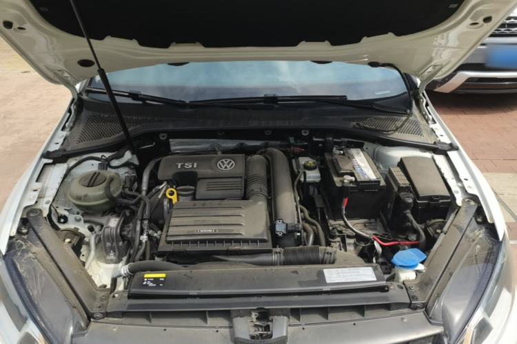 Used Volkswagen Golf 2016 230TSI Automatic Comfort Version Engine Bay