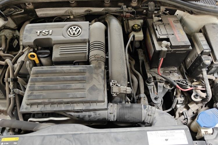 Used Volkswagen Golf 2016 230TSI Automatic Comfort Version Engine Bay