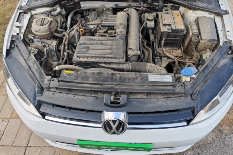 Used Volkswagen Golf 2016 230TSI Automatic Comfort Version Engine Bay