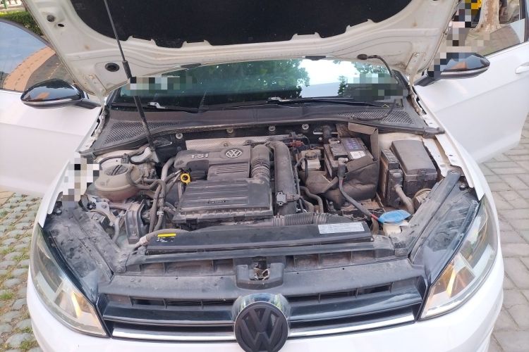 Used Volkswagen Golf 2016 230TSI Automatic Comfort Version Engine Bay