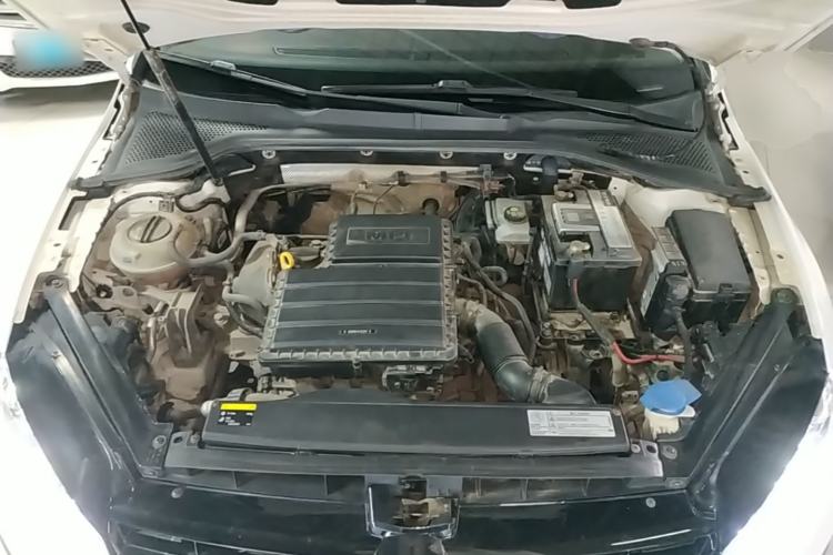 Used Volkswagen Golf 2016 1.6L Automatic Comfort Model Engine Bay