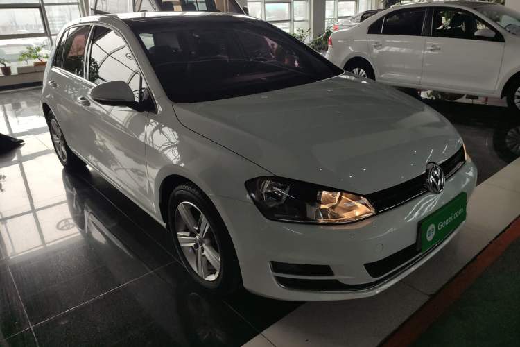 Used Volkswagen Golf 2016 230TSI Automatic Comfort Version Exterior 1