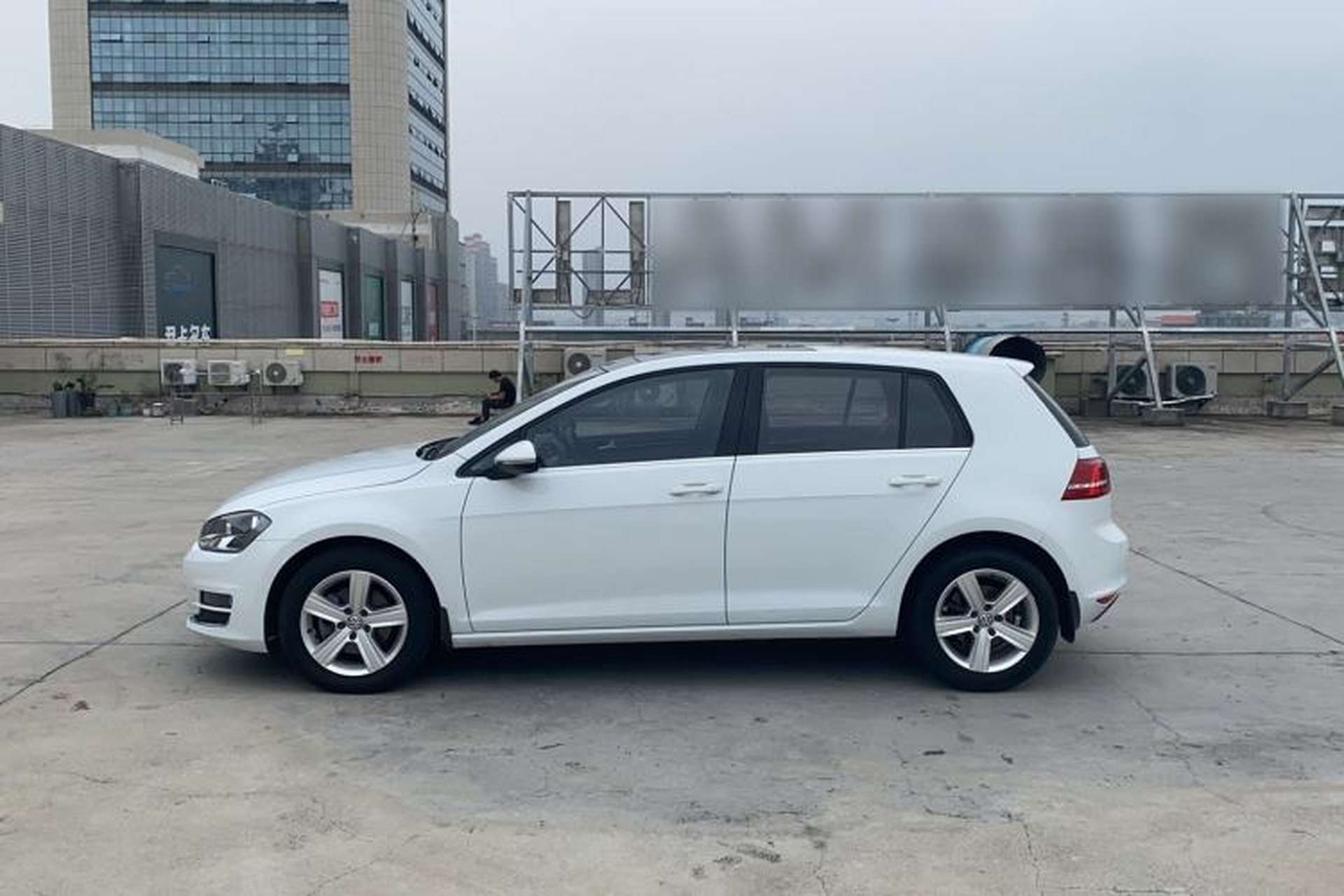 Used Volkswagen Golf 2016 1.6L Automatic Comfort Model Exterior 1