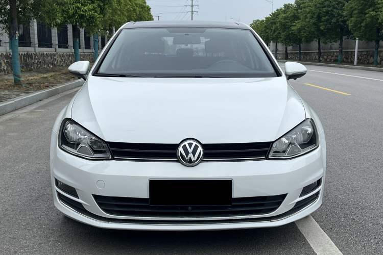 Used Volkswagen Golf 2016 230TSI Automatic Comfort Version Exterior 1