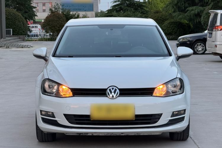 Used Volkswagen Golf 2016 1.6L Automatic Fashion Model Exterior 1