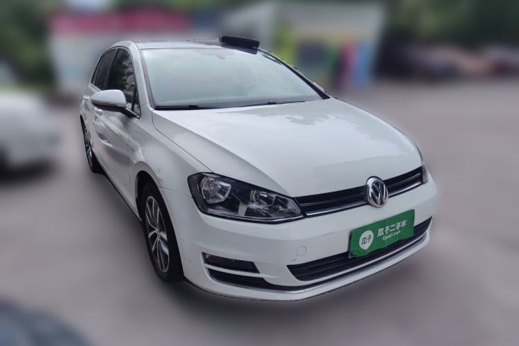 Used Volkswagen Golf 2016 230TSI Automatic Luxury Version Exterior 2