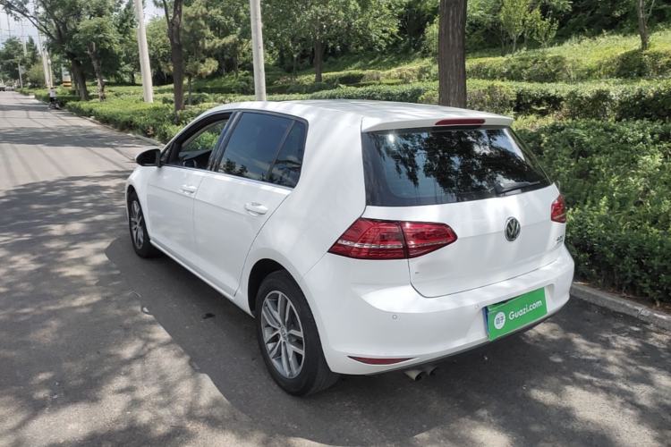 Used Volkswagen Golf 2016 230TSI Automatic Luxury Version Exterior 2