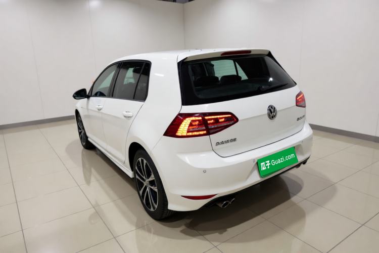 Used Volkswagen Golf 2016 1.4TSI Automatic R-Line Exterior 3