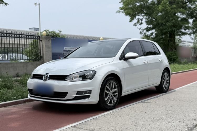 Used Volkswagen Golf 2016 230TSI Automatic Luxury Version Exterior 3