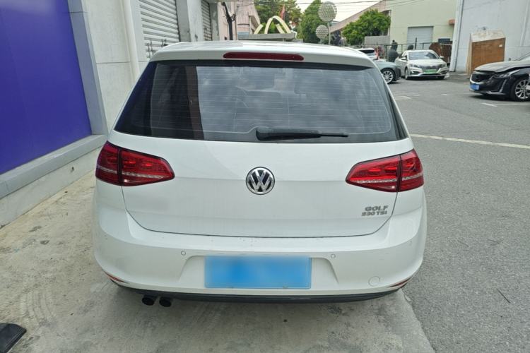 Used Volkswagen Golf 2016 230TSI Automatic Luxury Version Exterior 4
