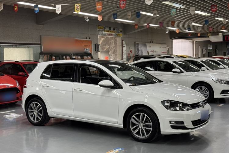 Used Volkswagen Golf 2016 230TSI Automatic Luxury Version Exterior 5