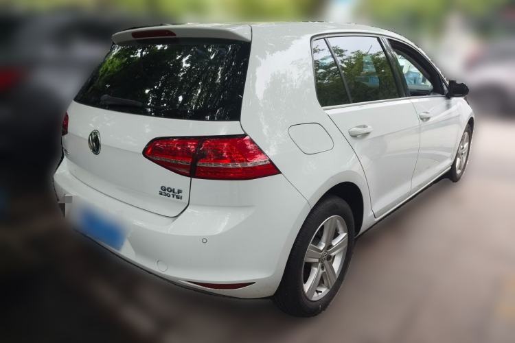Used Volkswagen Golf 2016 230TSI Automatic Comfort Version Exterior 5