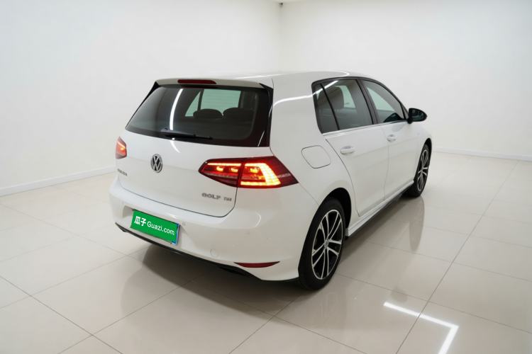 Used Volkswagen Golf 2016 1.4TSI Automatic R-Line Exterior 5