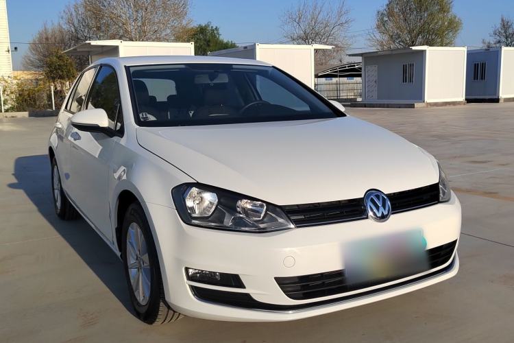 Used Volkswagen Golf 2016 1.6L Automatic Fashion Model Exterior 6