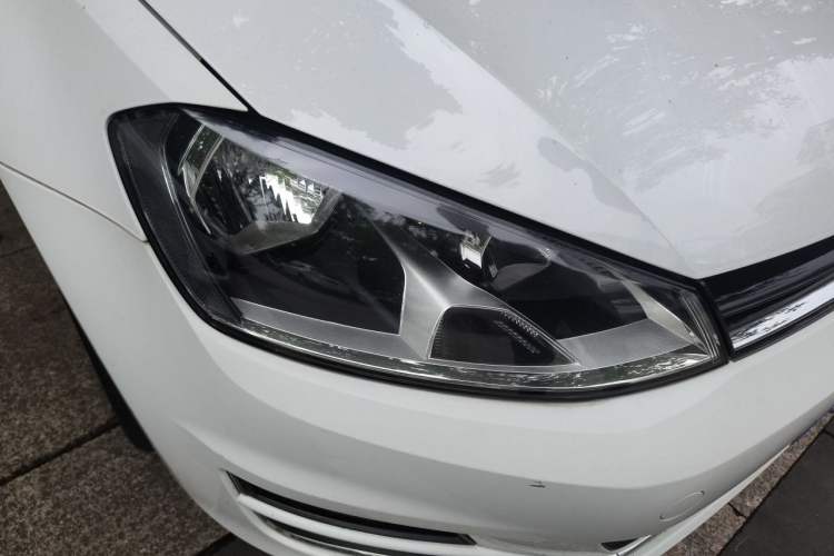 Used Volkswagen Golf 2016 230TSI Automatic Comfort Version Exterior 6