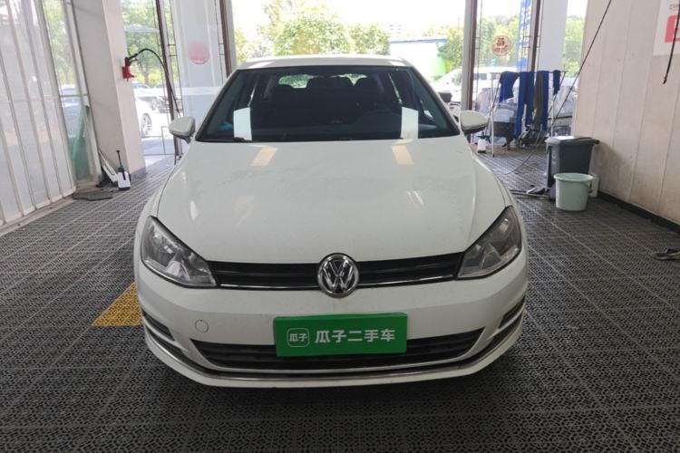 Used Volkswagen Golf 2016 1.6L Automatic Fashion Model Front