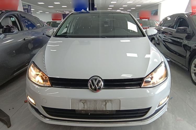 Used Volkswagen Golf 2016 230TSI Automatic Luxury Version Front