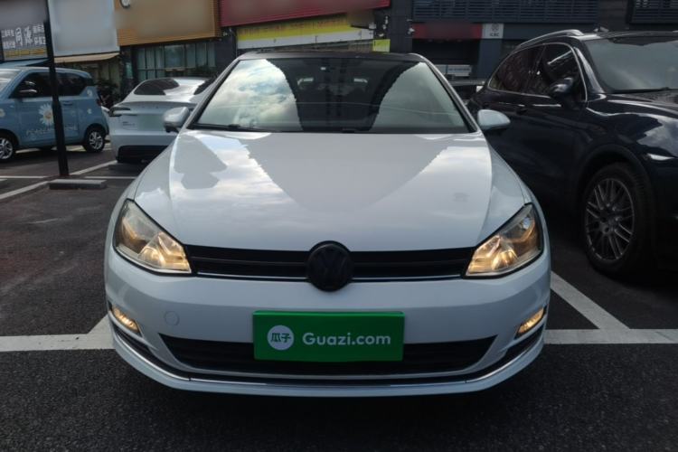 Used Volkswagen Golf 2016 1.6L Automatic Comfort Model Front