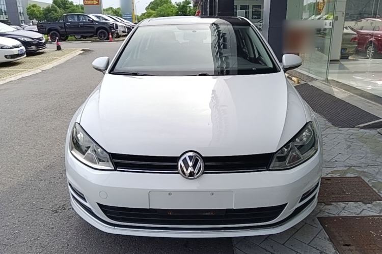 Used Volkswagen Golf 2016 1.6L Automatic Comfort Model Front