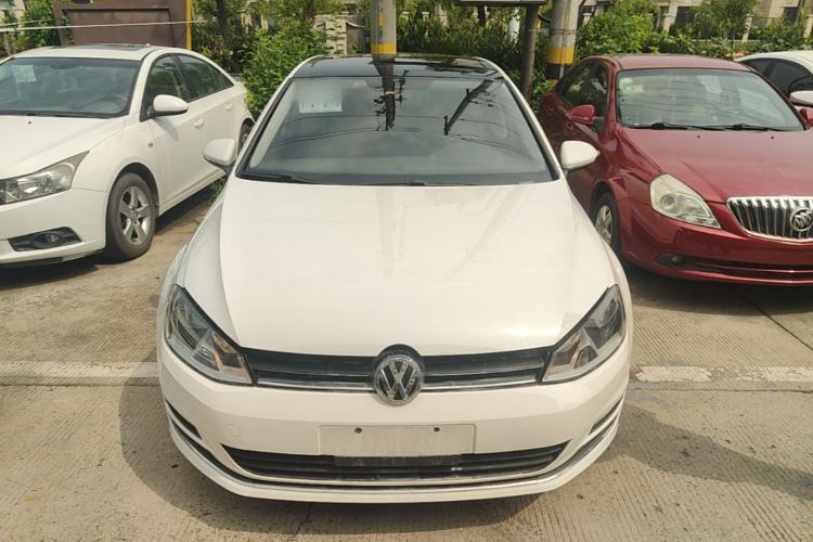 Used Volkswagen Golf 2016 230TSI Automatic Comfort Version Front