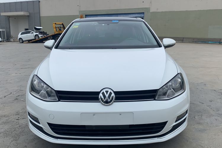 Used Volkswagen Golf 2016 1.6L Automatic Comfort Model Front