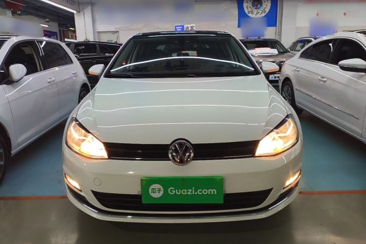 Used Volkswagen Golf 2016 230TSI Automatic Luxury Version Front