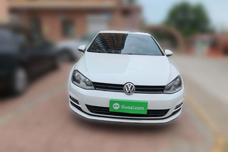 Used Volkswagen Golf 2016 1.6L Manual Fashion Edition Front