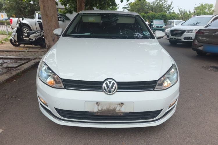 Used Volkswagen Golf 2016 1.6L Manual Fashion Edition Front