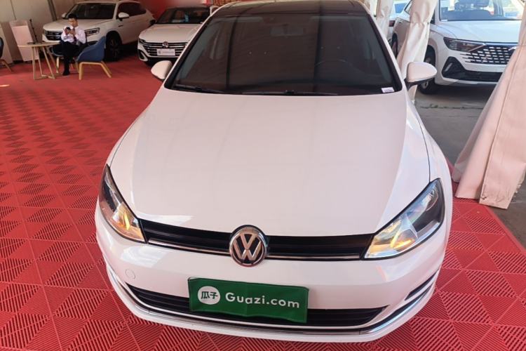 Used Volkswagen Golf 2016 230TSI Automatic Comfort Version Front