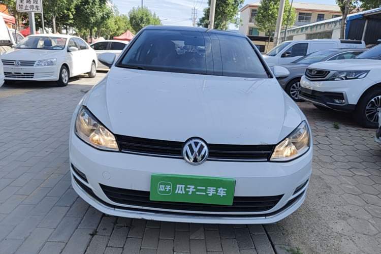 Used Volkswagen Golf 2016 1.6L Automatic Comfort Model Front