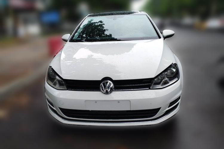 Used Volkswagen Golf 2016 230TSI Automatic Luxury Version Front