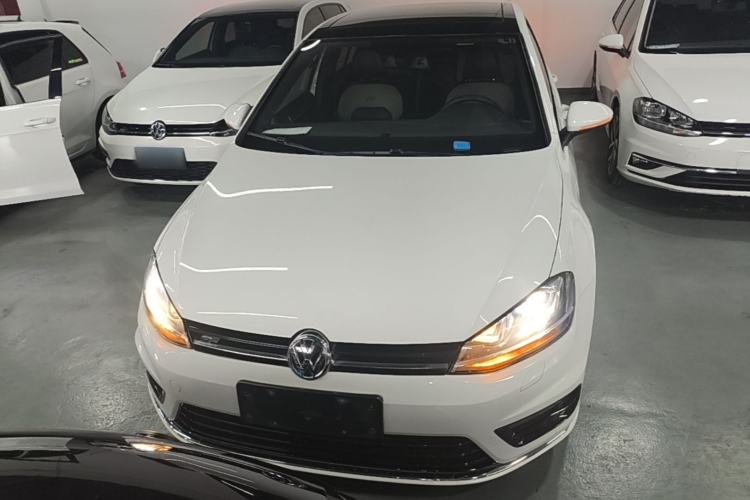 Used Volkswagen Golf 2016 1.4TSI Automatic R-Line Front