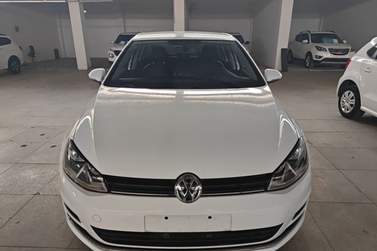Used Volkswagen Golf 2016 1.6L Manual Fashion Edition Front